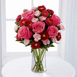 The FTD� Precious Heart� Bouquet